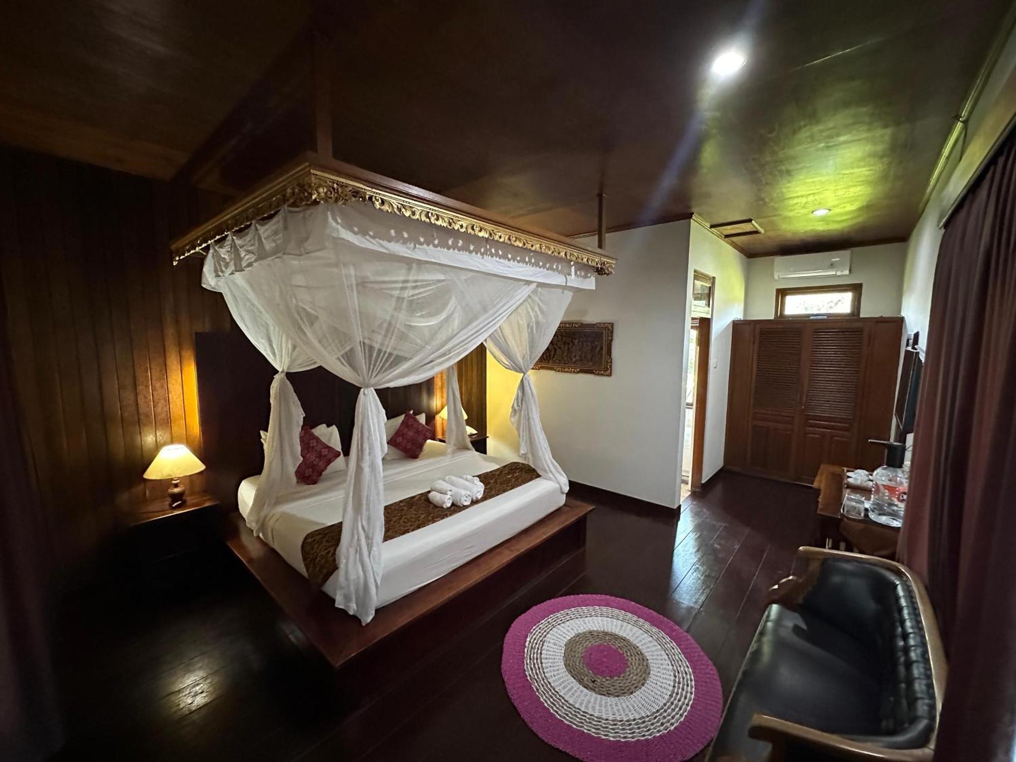 Hotel Saren Indah - Chse Certified